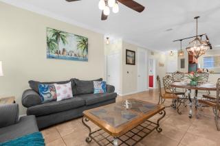 Condo with Private Patio - Near Disney's Animal Kingdom - Davenport - 1