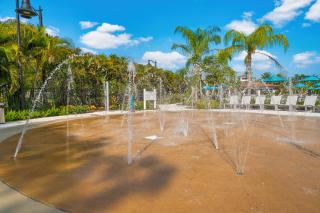 Orlando Resort Rentals at Universal Boulevard - Orlando - 2