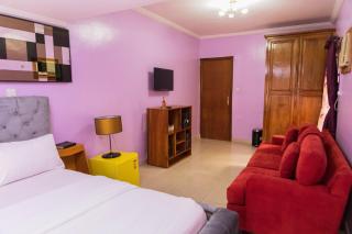 Comfortable, Cozy & Homely 4-bedroom duplex - 2