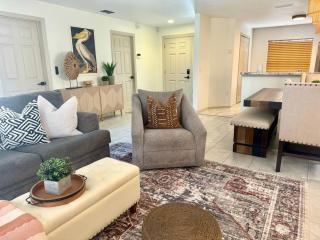 Casa de Augustine, 3 bed pool home newly renovated, backing on to the golf course - Haines City - 6