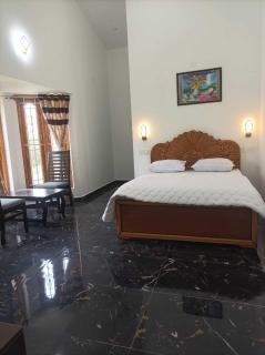 Ecstatic Stay - Beautiful Two Bedroom Cottage, Resort, Villa, HomeStay in Kodaikanal - Kodaikanal - 7