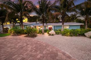 Anna Maria Island Blue Bella Bliss - Private Heated Pool - 5