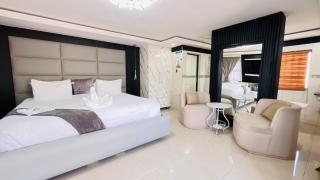 Boeketlong Lodge - Jane Furse - 2
