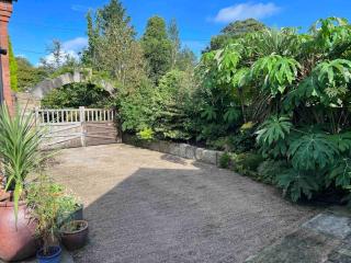 The Chapel - A Hidden Gem with Private Pool & Bar - Stone - 8