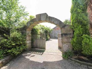 The Chapel - A Hidden Gem with Private Pool & Bar - Stone - 5