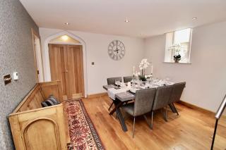 The Chapel - A Hidden Gem with Private Pool & Bar - Stone - 3