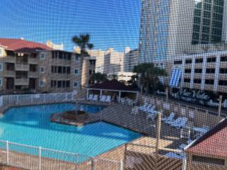 Cherry Grove condo just steps from the ocean - 0