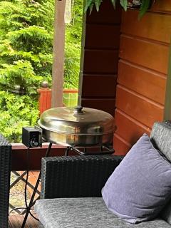 Mökkituulos, beds for 4 One big bedroom, two beds separated with a big wardrobe - 5