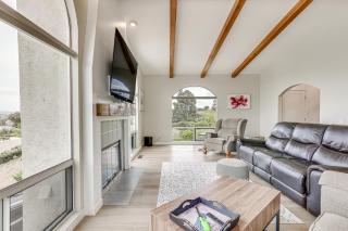 San Marcos Getaway with Deck and Lake Views! - San Marcos - 4