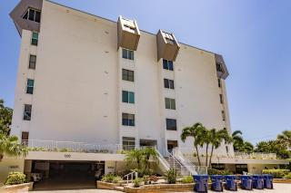 1200-402 Experience Serenity Steps from the Water - Sarasota - 7