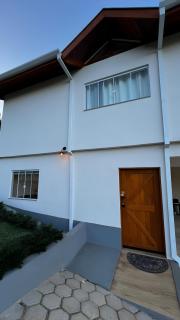 Casa com Conforto, Tranquilidade em Meio à Natureza - 4