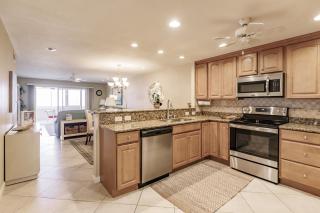 1080-705 Elevated Beach View Living - Sarasota - 8