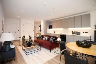 The Tottenham Hale Crib - Trendy 2BDR Flat with Balcony - Londra - 0