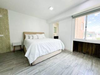 Urban Paradise Apt at El Rosal - Caracas - 5