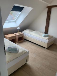 Ferienwohnung, 3 Zimmer, 100 qm, Betten trennbar 2. Stock - Ilbenstadt - 6