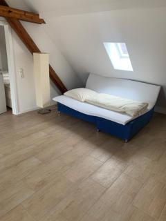 Ferienwohnung, 3 Zimmer, 100 qm, Betten trennbar 2. Stock - Ilbenstadt - 4