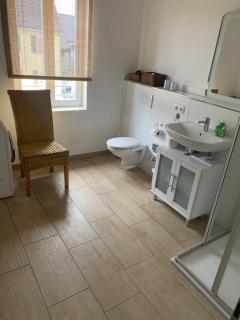 Ferienwohnung 2 Zimmer 55 qm Betten trennbar 1 Stock - Ilbenstadt - 2