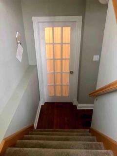 Cozy & Private basement suite, centrally located - 8