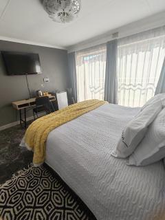 Rugged Rose - Germiston - 4