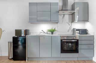 Modern Studio in Central Arnold - Nottingham - 8