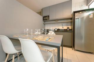 Apartamento Zona 7 UEM Wi-Fi Smart 4P LP15 - Maringá - 4