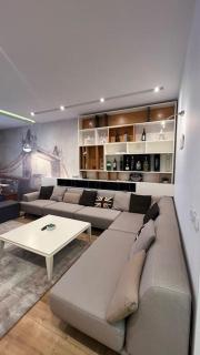 The Nest Inn Tirana - Tirana - 0