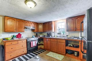 Peaceful McEwen Home with Spacious Yard! - McEwen - 2