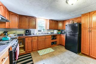Peaceful McEwen Home with Spacious Yard! - McEwen - 1