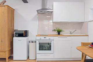 Small Studio Arnold Nottingham - 3