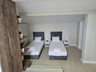 Къща за гости SUNNY HILL - 8