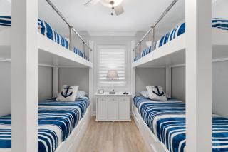 Modern Direct Beachfront Paradise, 3 Bedroom, 2 and Half Bath - 6