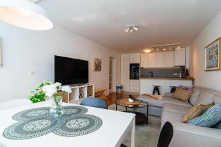 Flexible SelfCheckIns 96 - Zagreb - 2 Bedrooms - WIFI - Zagreb - 4