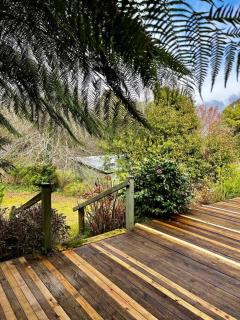 Mountain Views in Vesper Victoria - - 8