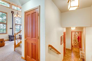1 Mi to Skiing Cabin with Deck in Bear Valley! - - 2