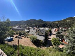 3 Bedroom - Awesome Views, Light, Deck - 6