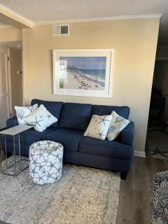 Cherry Grove condo just steps from the ocean - Myrtle Beach - 9