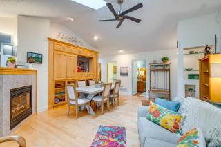 Blue Ridge Mtn Retreat Porches and Creek Access - Hendersonville - 3