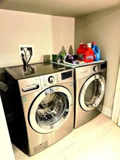 Spacious Basement in Oakville - 7