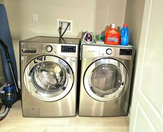 Spacious Basement in Oakville - 9