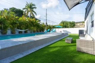 Sunset Pool House 4BR 13 People Hidden Gem - North Miami Beach - 9