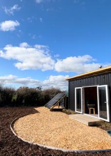 Cosy Tiny Container Cabin - 7