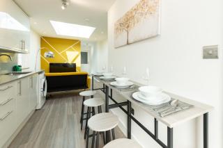 Free Parking 2Bed Apartment Fully Equipped in City Centre - 2