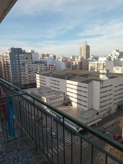 Av Colon solo flias de 3 personas - Mar del Plata - 2