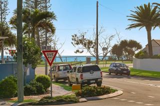 Alex Headland Unit Views to the Ocean - 3