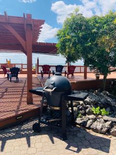 Scenic Lakeshore Retreat by Erie - Amherstburg - 2