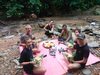 Jungle View Homestay & Guesthouse - Bukit Lawang - 2