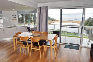 Ocean Shores Apartment 14 - Bring your own linen. - 8