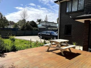Private Cozy Stay near Henderson Akl-Room 103 - Auckland - 7