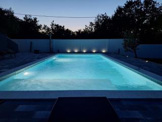 Villa Dolce Vita Biograd na Moru with Private Swimming Pool Minutes from the Adriatic Sea - Lišane Tinjske - 2