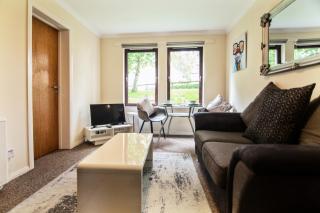 The SUMMIT Apartment - Aberdeen City Centre - Perfect for Long and short Stay - 8